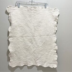 COLCHAS DOMINGOS MATELESSÉ  Ivory Pillow Sham Ruffled Edge Replacement 23” X 28”